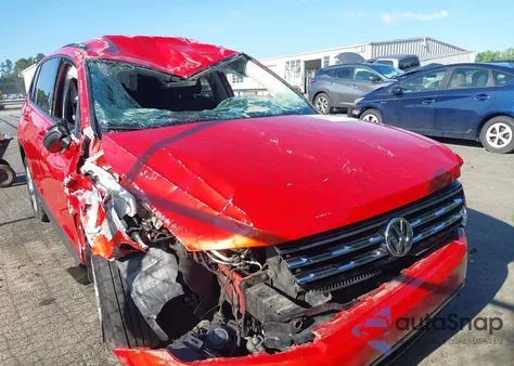 2018 Volkswagen Tiguan S из США, поврежденный, VIN 3VV1B7AX7JM016201